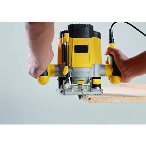 Krost Metal Stanley 1200W 8mm Variable Speed Plunge Router Machine with Free 635 mm Router Bit Set - Image 2