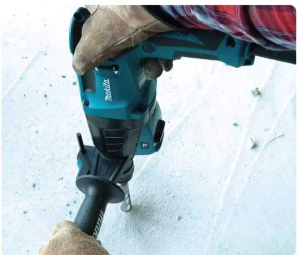 Makita 26 mm SDS Plus Rotary Hammer 800W HR2630 - Image 2