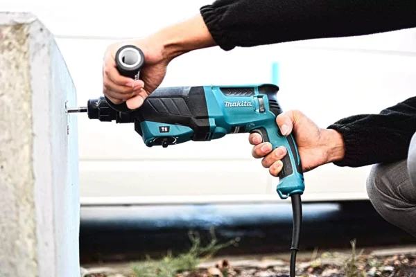 Makita 26 mm SDS Plus Rotary Hammer 800W HR2630 - Image 3